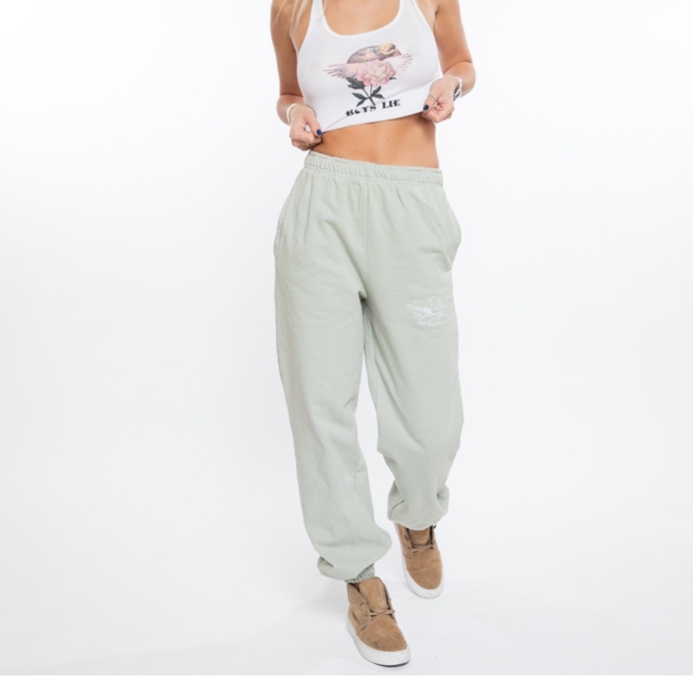 Boys Lie “I choose me” sweatpants